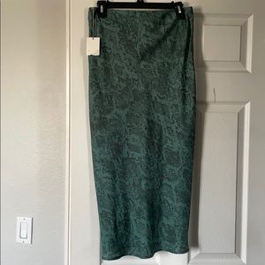 Midi/maxi snakeskin skirt